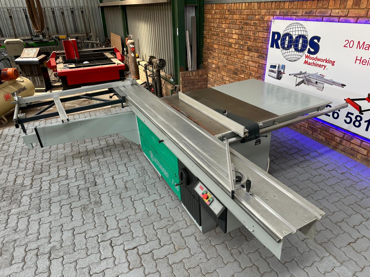 3.2m Pannelsaw