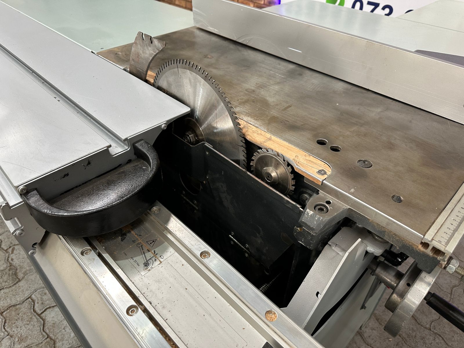 3.2m Felder Pannelsaw machine - Image 12