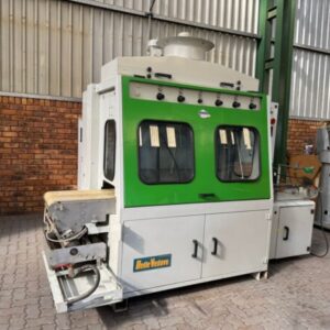 Automatic through feed spraying machine