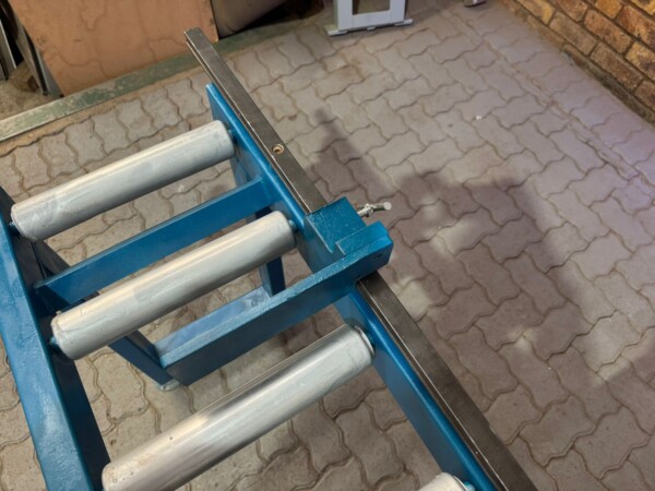 Pnumatic undertable crosscut saw - Image 5