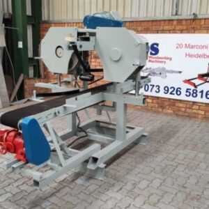 Horizontal band resaw machine