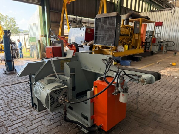 Baker resaw machine - Image 2